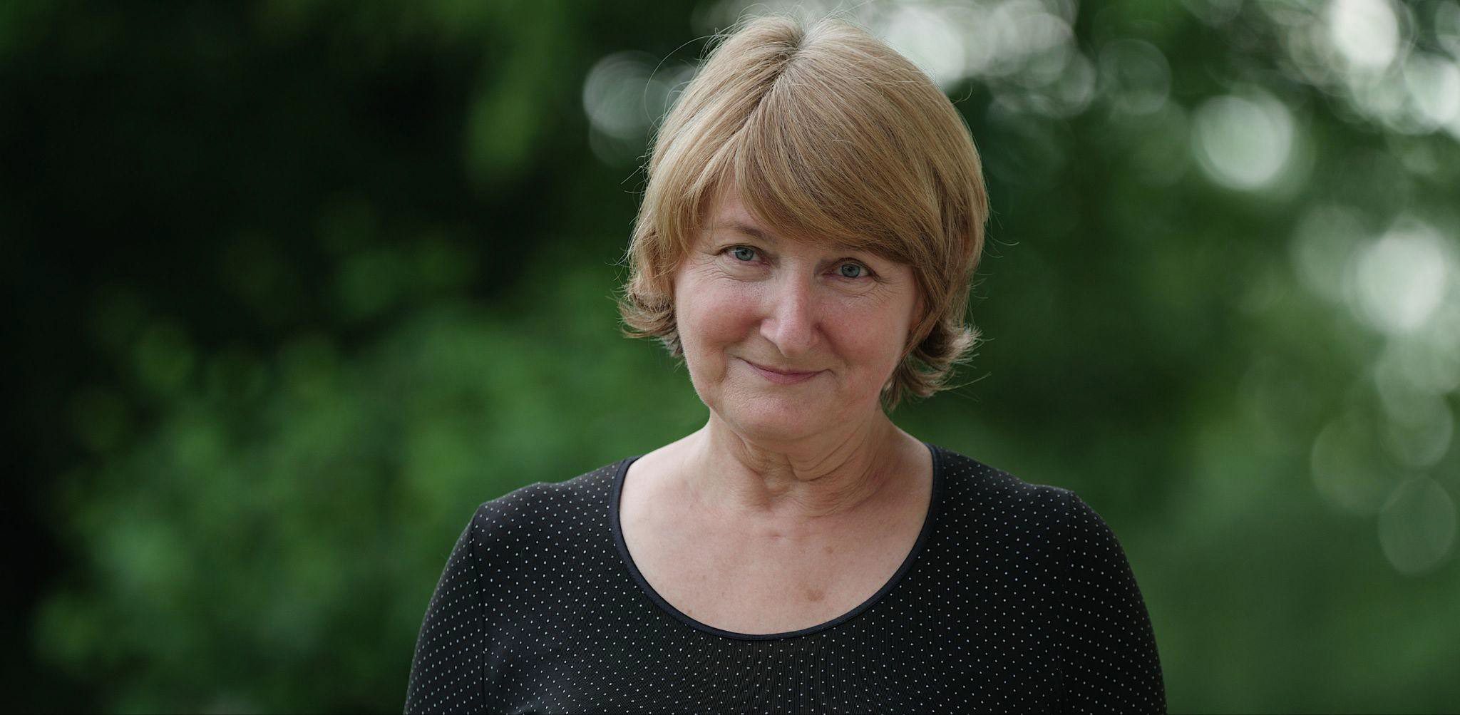 what kind of wigs look most natural