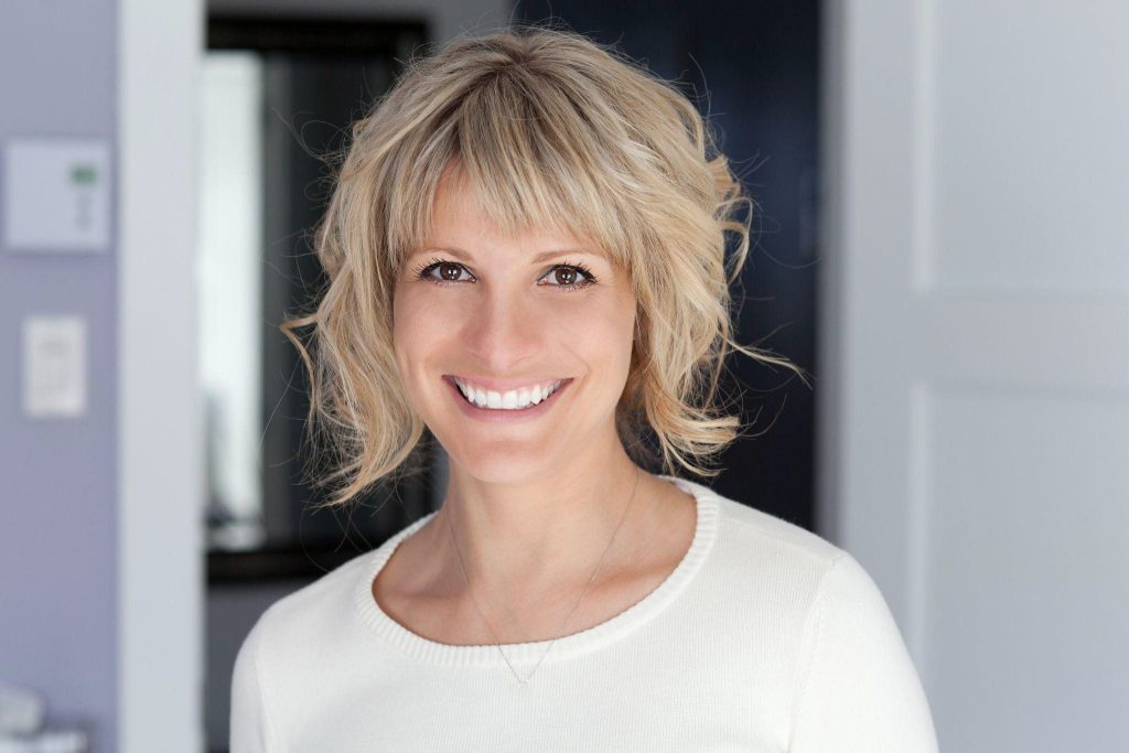 Short layered hair