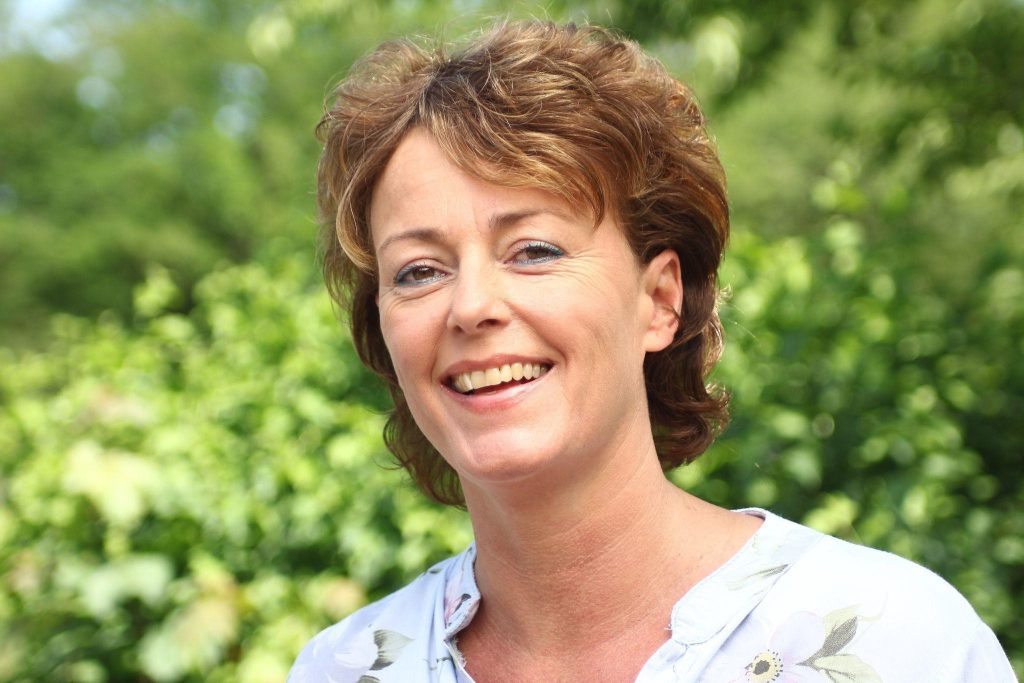 Wiglets for thinning hair